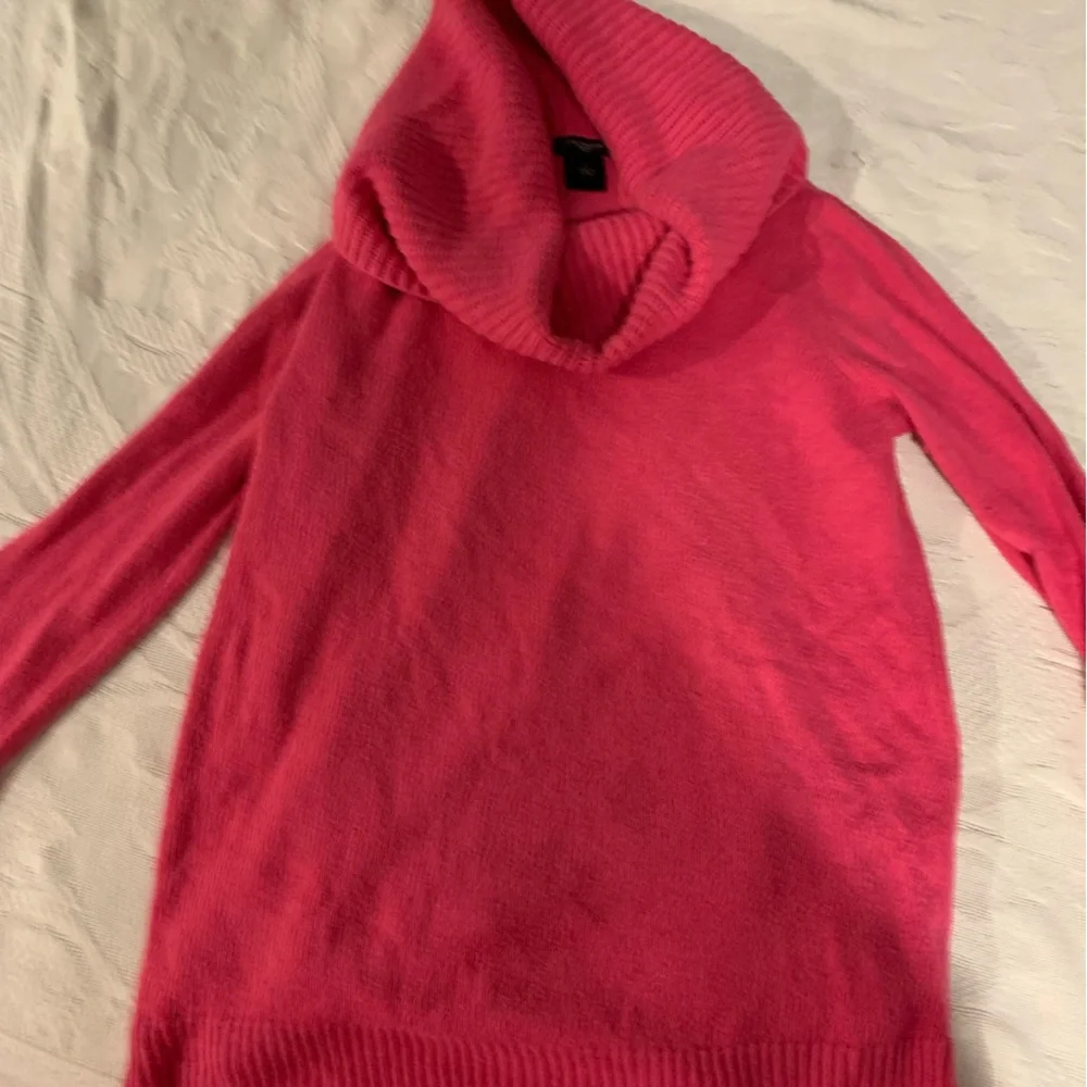 Ann Taylor Pink Long Sleeve Cowl Neck sweater - Picture 1 of 5